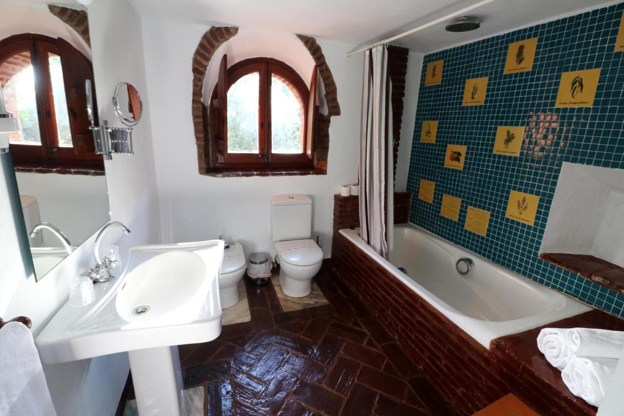Monasterio De Rocamador 4*